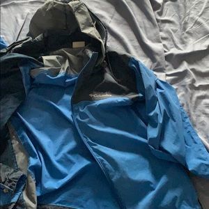 “Columbia” blue windrunner
